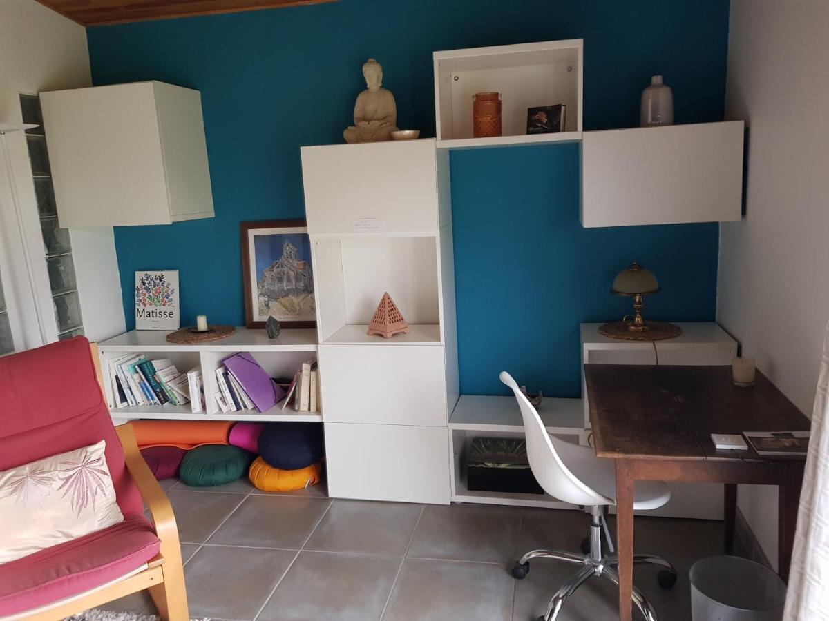 Chambre Avec Salle De Bains Privative Boutiers-Saint-Trojan Luaran gambar